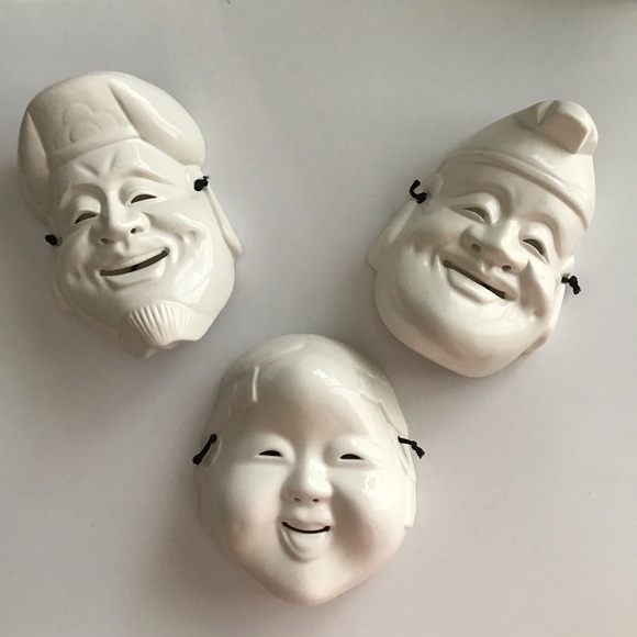 Vintage SET OF 3 Pier One White Ceramic Wall Art Masks Japanese Daikoku & Enosis - Picture 1 of 16